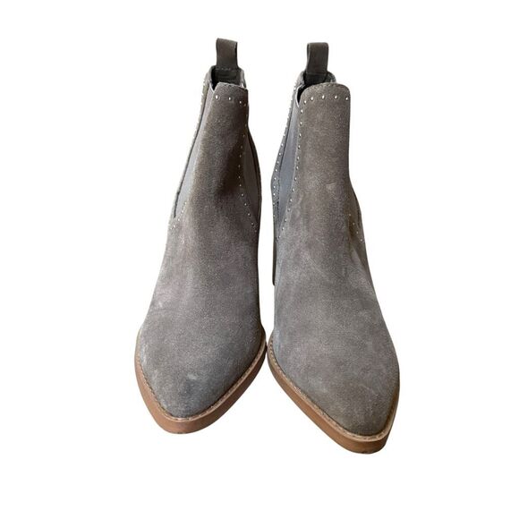 Marc Fisher Bellie Studded Suede Pull On Heeled Chelsea Boots size 7 - Picture 2 of 8